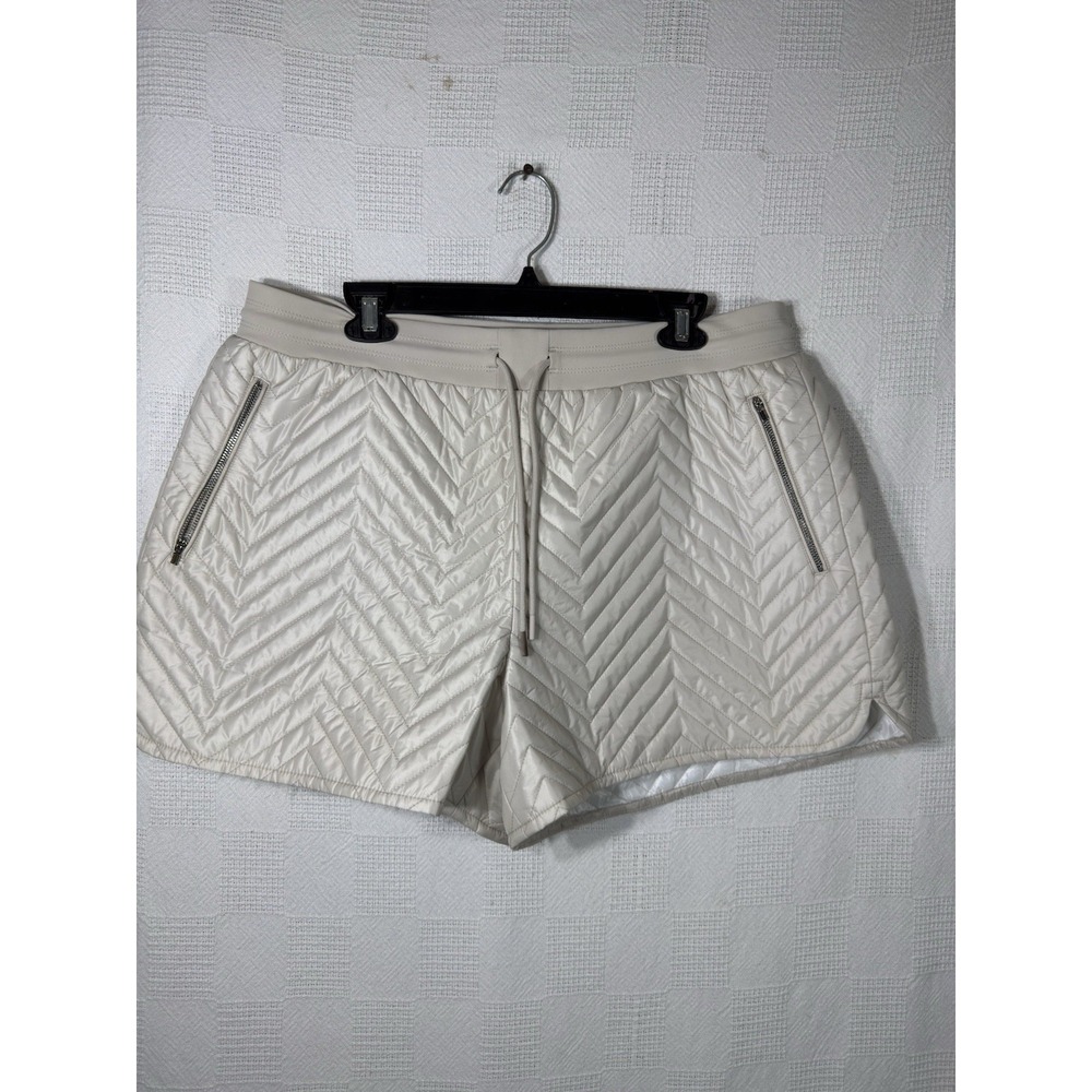 Athleta Womens Quilted Shorts Beige Chevron Puffer Shorts Size 14
